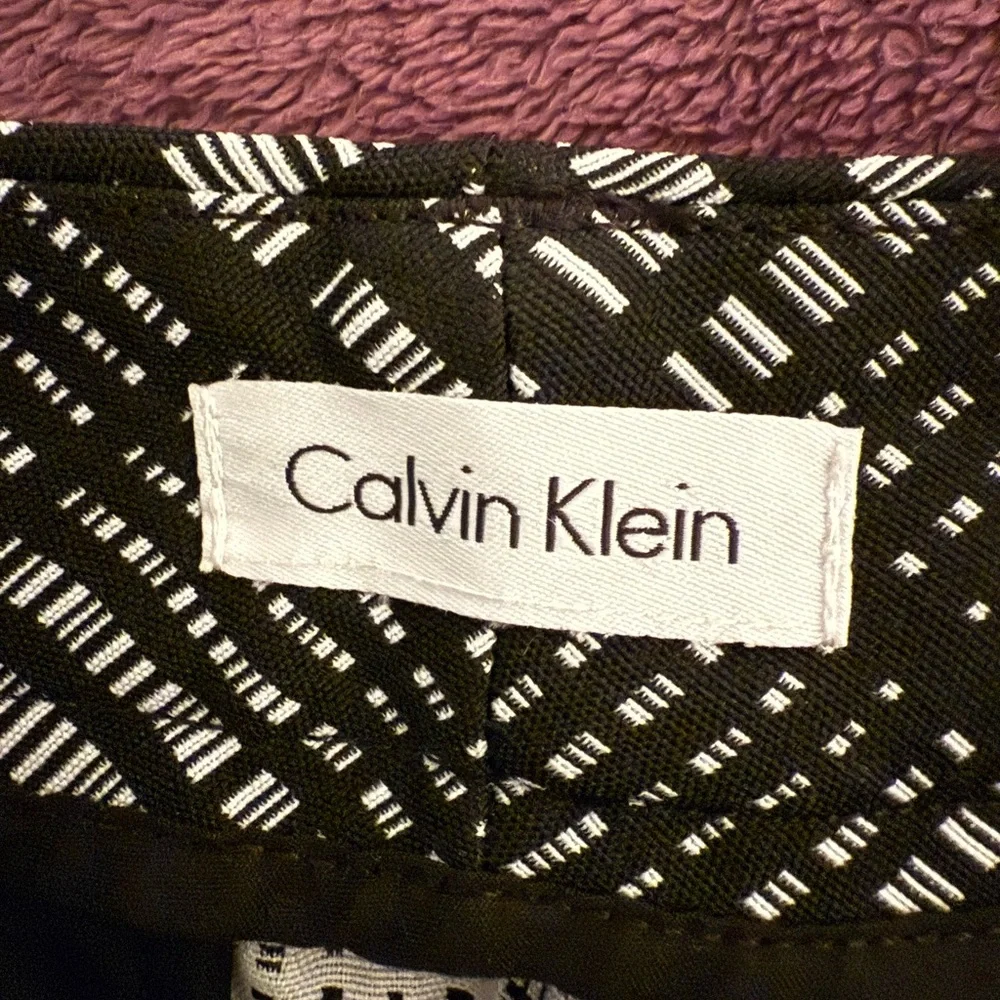 Calvin Klein Black and White Plaid Shorts - Picture 4 of 6